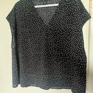 SHEIN Black and White Dotted Blouse